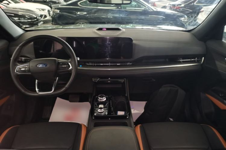 Used Ford Equator Sport 2025 EcoBoost 170 Prestige PLUS Center Console