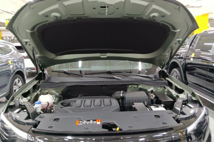 Used Ford Equator Sport 2025 EcoBoost 170 Prestige PLUS Engine Bay