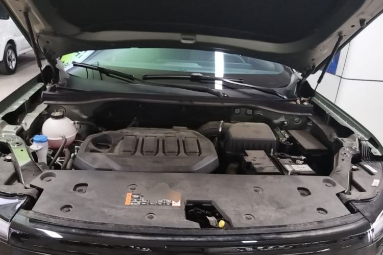 Used Ford Equator Sport 2025 EcoBoost 170 Prestige PLUS Engine Bay