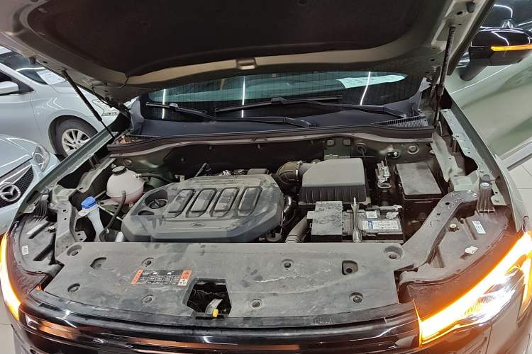 Used Ford Equator Sport 2025 EcoBoost 170 Prestige PLUS Engine Bay