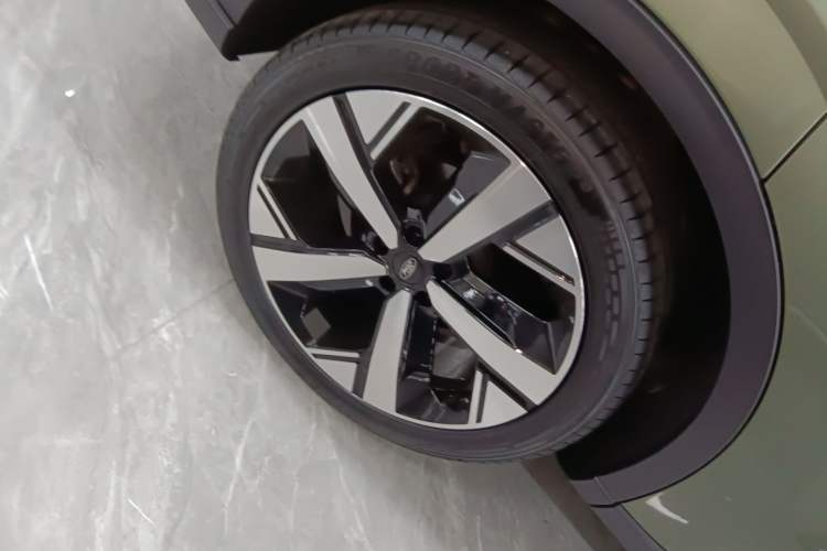 Used Ford Equator Sport 2025 EcoBoost 170 Prestige PLUS Exterior 8