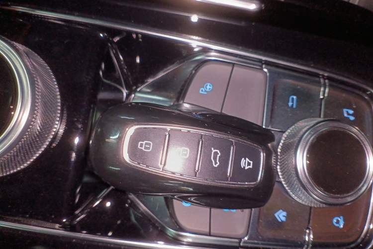 Used Ford Equator Sport 2025 EcoBoost 170 Prestige PLUS Interior 1