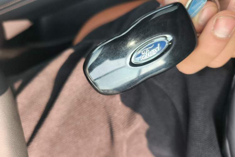 Used Ford Equator Sport 2025 EcoBoost 170 Prestige PLUS Interior 1