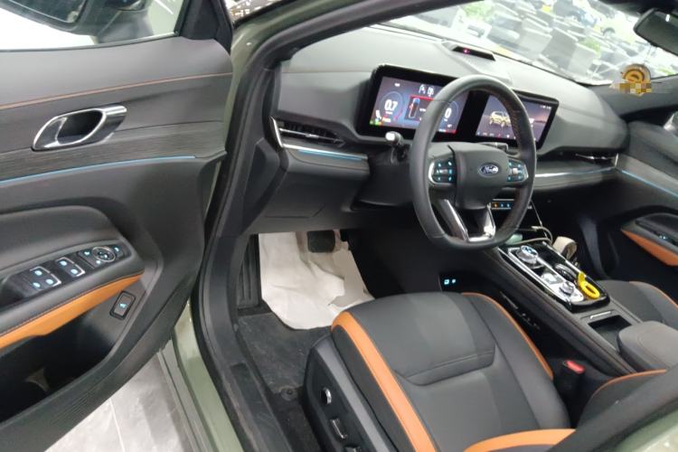 Used Ford Equator Sport 2025 EcoBoost 170 Prestige PLUS Interior 3