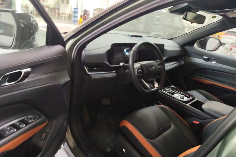 Used Ford Equator Sport 2025 EcoBoost 170 Prestige PLUS Interior 3