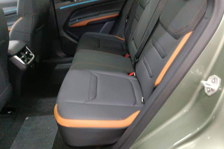 Used Ford Equator Sport 2025 EcoBoost 170 Prestige PLUS Interior 4