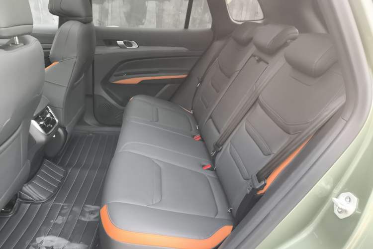 Used Ford Equator Sport 2025 EcoBoost 170 Prestige PLUS Interior 4