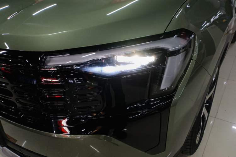 Used Ford Equator Sport 2025 EcoBoost 170 Prestige PLUS Left Front Headlight