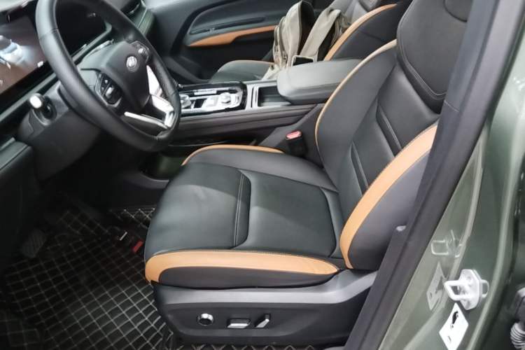 Used Ford Equator Sport 2025 EcoBoost 170 Prestige PLUS Left Front Seat