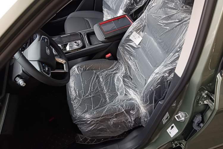 Used Ford Equator Sport 2025 EcoBoost 170 Platinum Edition Left Front Seat