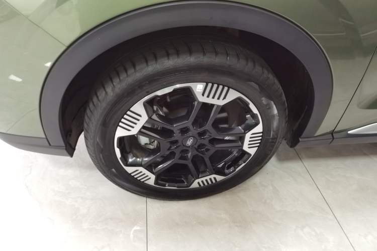 Used Ford Equator Sport 2025 EcoBoost 170 Platinum Edition Left Front Wheel Hub