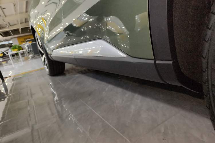 Used Ford Equator Sport 2025 EcoBoost 170 Prestige PLUS Left Side Sill