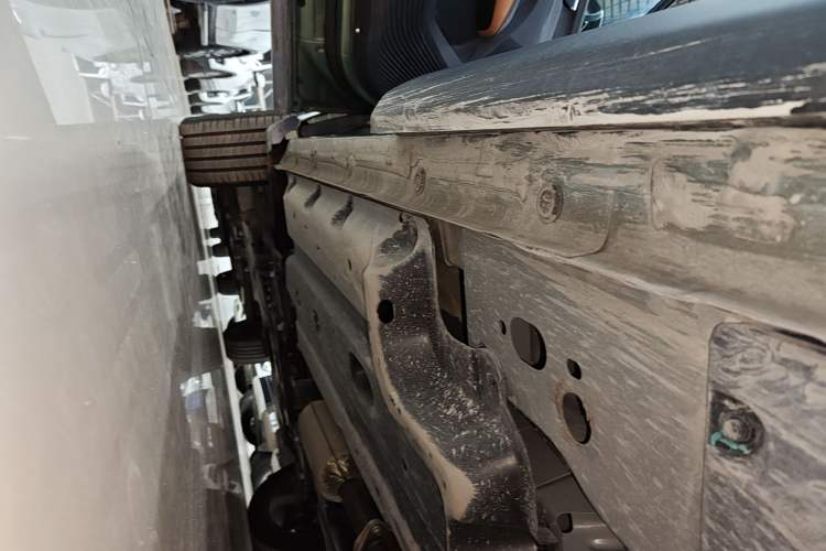 Used Ford Equator Sport 2025 EcoBoost 170 Prestige PLUS Left Side Sill