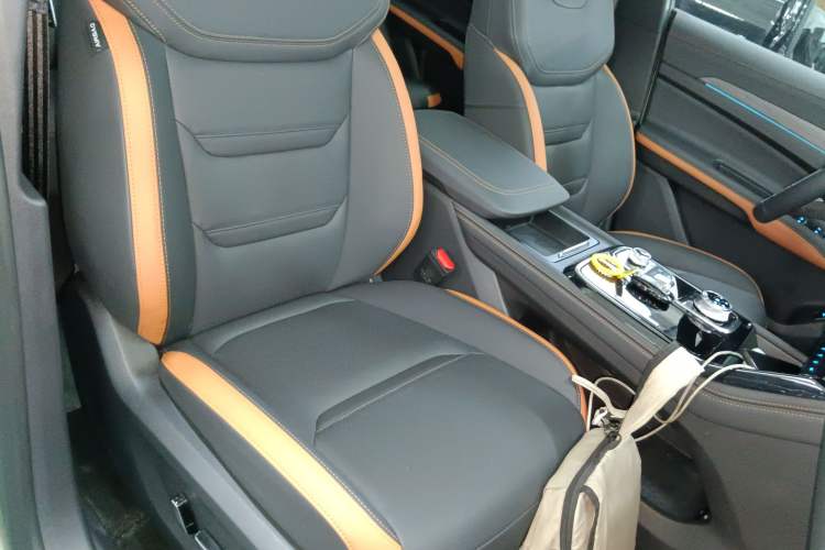 Used Ford Equator Sport 2025 EcoBoost 170 Prestige PLUS Right Front Seat