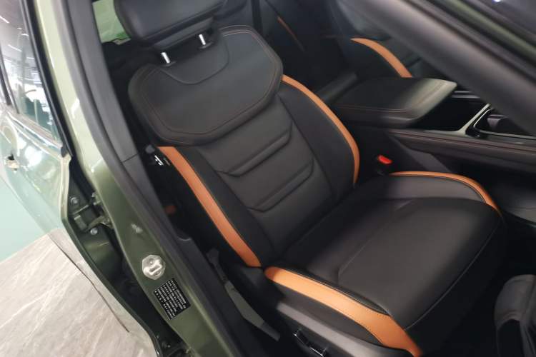 Used Ford Equator Sport 2025 EcoBoost 170 Prestige PLUS Right Front Seat