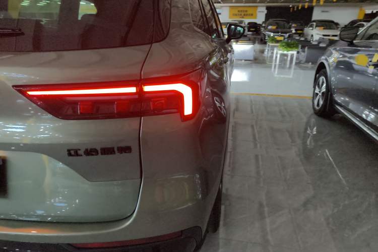 Used Ford Equator Sport 2025 EcoBoost 170 Prestige PLUS Right Rear Taillight