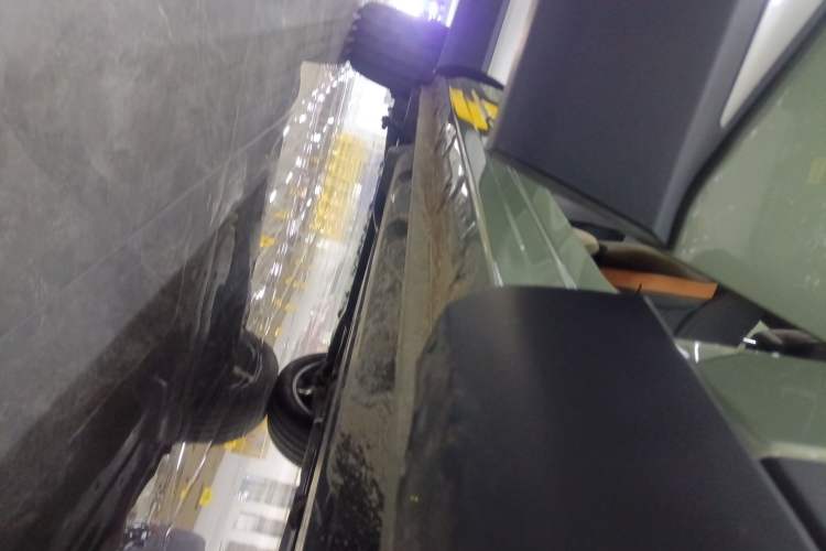 Used Ford Equator Sport 2025 EcoBoost 170 Prestige PLUS Right Side Sill