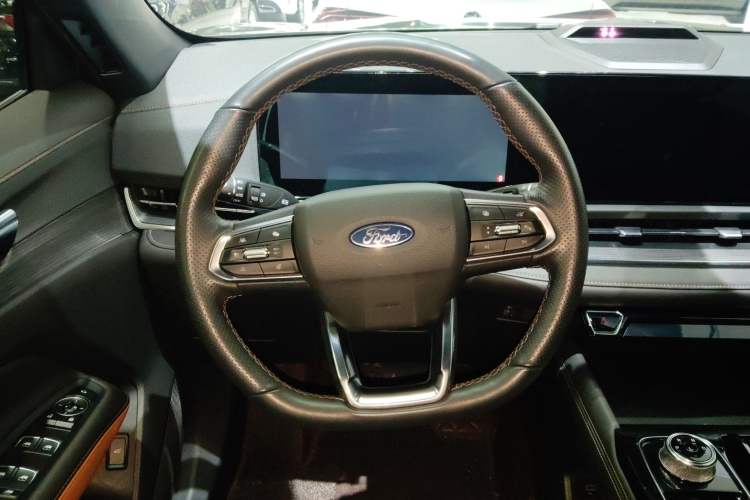 Used Ford Equator Sport 2025 EcoBoost 170 Prestige PLUS Steering Wheel
