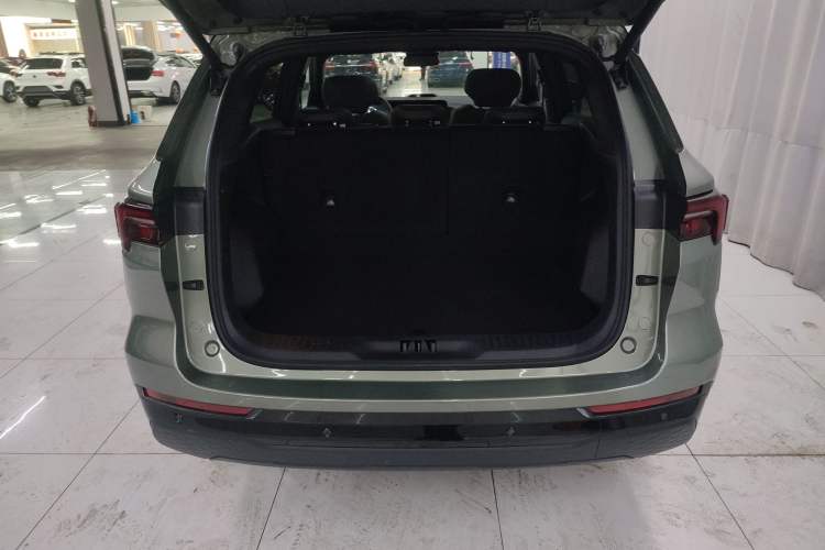 Used Ford Equator Sport 2025 EcoBoost 170 Prestige PLUS Trunk