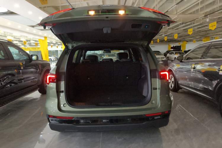 Used Ford Equator Sport 2025 EcoBoost 170 Prestige PLUS Trunk