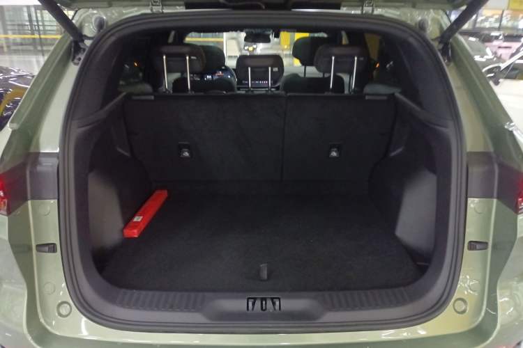 Used Ford Equator Sport 2025 EcoBoost 170 Prestige PLUS Trunk