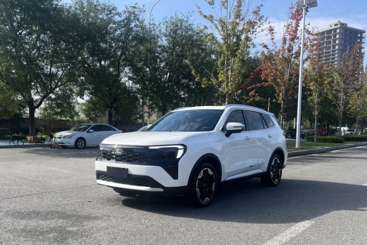 Ford Equator Sport 2025 EcoBoost 170 Platinum Edition