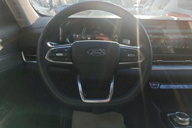 Used Ford Equator Sport 2025 EcoBoost 170 Platinum Edition Steering Wheel