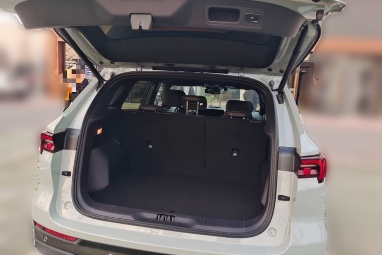 Used Ford Equator Sport New Energy 2025 Luxury Plus Version Trunk