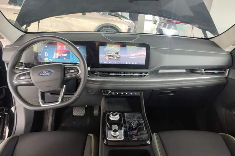 Used Ford Equator Sport New Energy 2025 Elite Version Center Console
