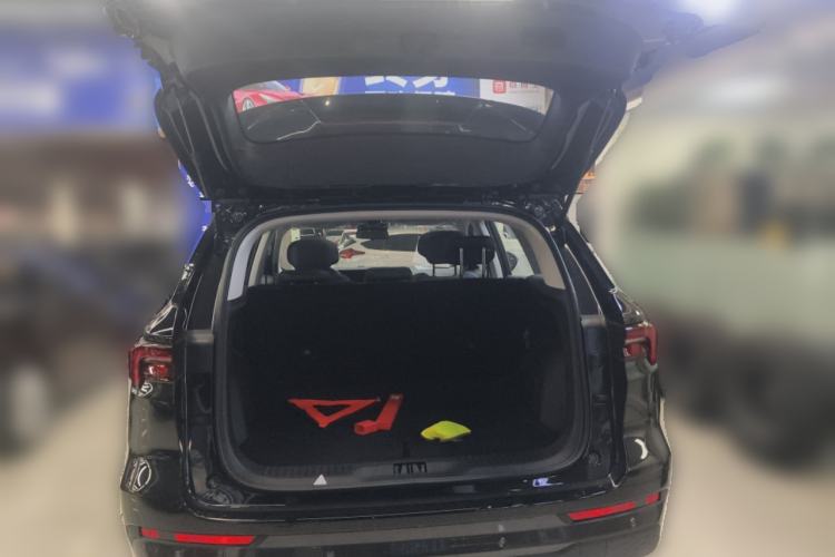 Used Ford Equator Sport New Energy 2025 Platinum Edition Trunk