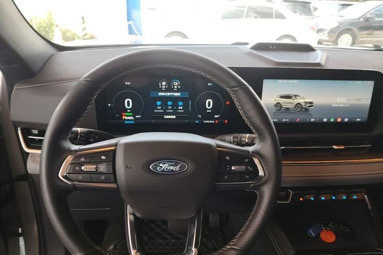 Used Ford Equator Sport New Energy 2025 Luxury Edition Center Console