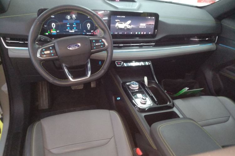 Used Ford Equator Sport New Energy 2025 Luxury Plus Version Center Console