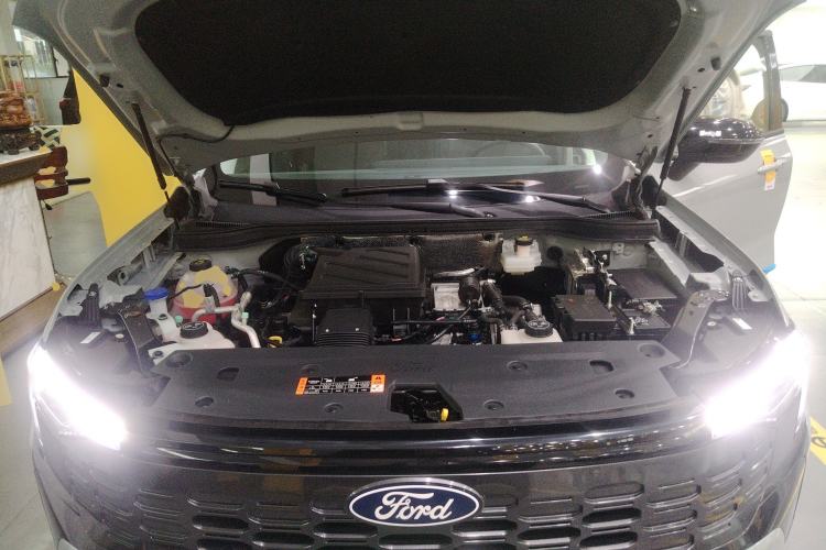 Used Ford Equator Sport New Energy 2025 Elite Version Engine Bay
