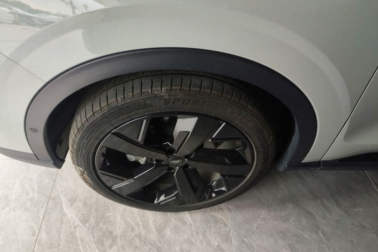 Used Ford Equator Sport New Energy 2025 Luxury Edition Exterior 4