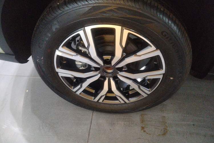 Used Ford Equator Sport New Energy 2025 Elite Version Exterior 5