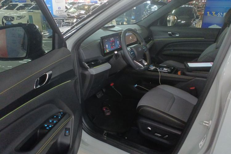 Used Ford Equator Sport New Energy 2025 Luxury Plus Version Interior 3