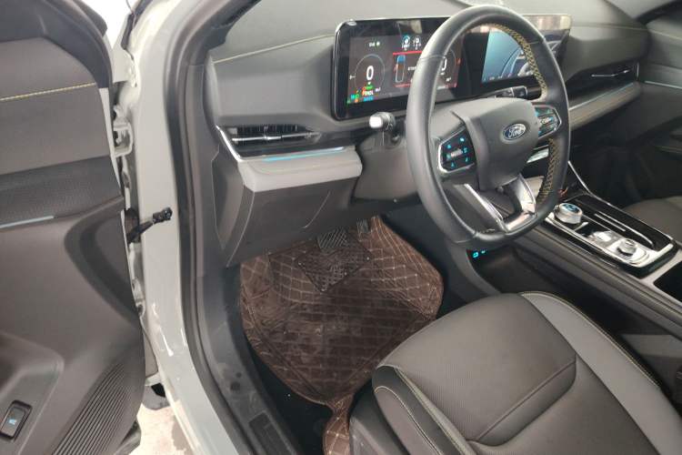 Used Ford Equator Sport New Energy 2025 Luxury Plus Version Interior 3