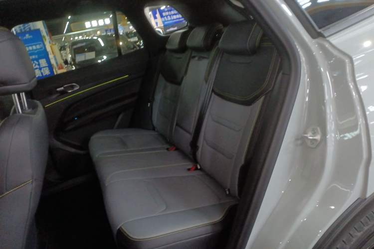 Used Ford Equator Sport New Energy 2025 Luxury Plus Version Interior 4