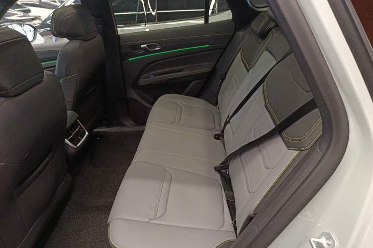 Used Ford Equator Sport New Energy 2025 Luxury Plus Version Interior 4
