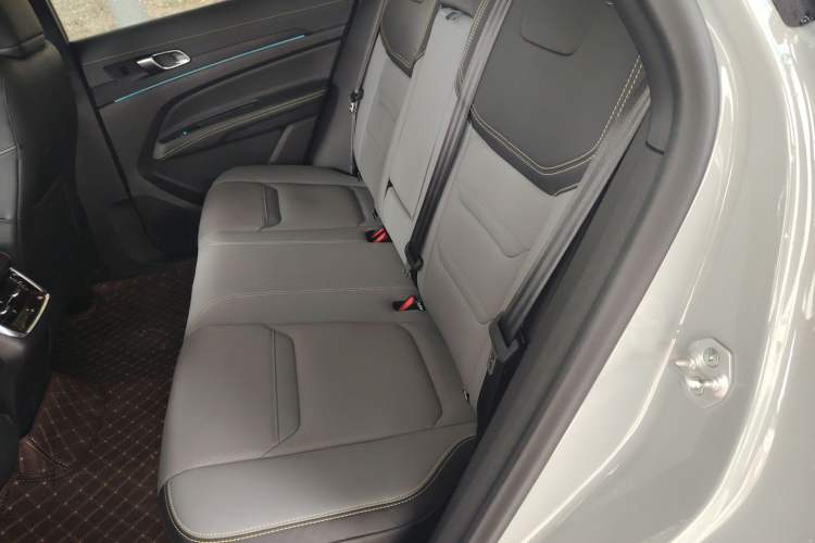 Used Ford Equator Sport New Energy 2025 Luxury Plus Version Interior 4