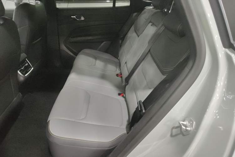 Used Ford Equator Sport New Energy 2025 Luxury Plus Version Interior 4