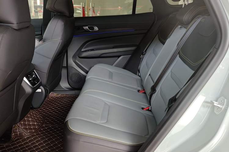 Used Ford Equator Sport New Energy 2025 Luxury Plus Version Left Rear Seat