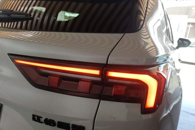 Used Ford Equator Sport New Energy 2025 Luxury Edition Right Rear Taillight