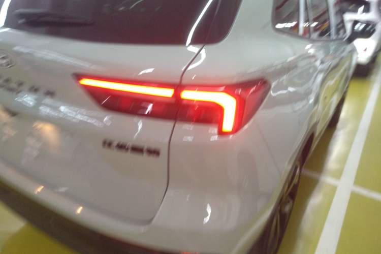 Used Ford Equator Sport New Energy 2025 Luxury Plus Version Right Rear Taillight
