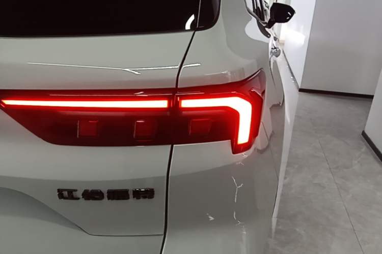 Used Ford Equator Sport New Energy 2025 Luxury Plus Version Right Rear Taillight