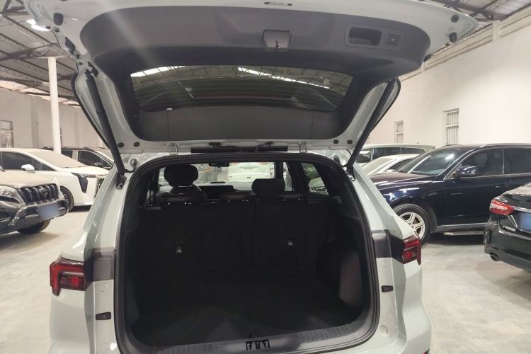 Used Ford Equator Sport New Energy 2025 Luxury Edition Trunk