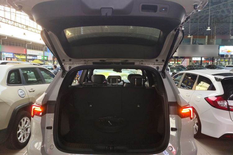 Used Ford Equator Sport New Energy 2025 Luxury Plus Version Trunk