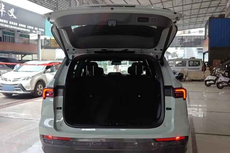 Used Ford Equator Sport New Energy 2025 Luxury Plus Version Trunk