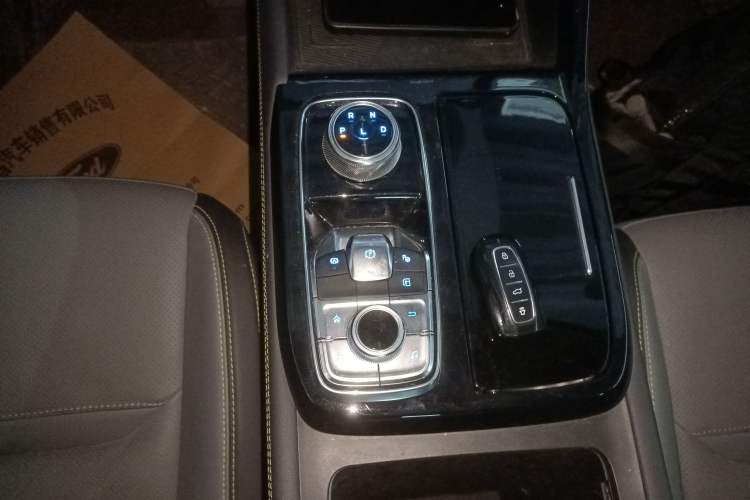 Used Ford Equator Sport New Energy 2025 Luxury Plus Version Gear Lever