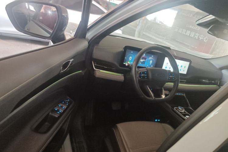 Used Ford Equator Sport New Energy 2025 Luxury Plus Version Interior 3